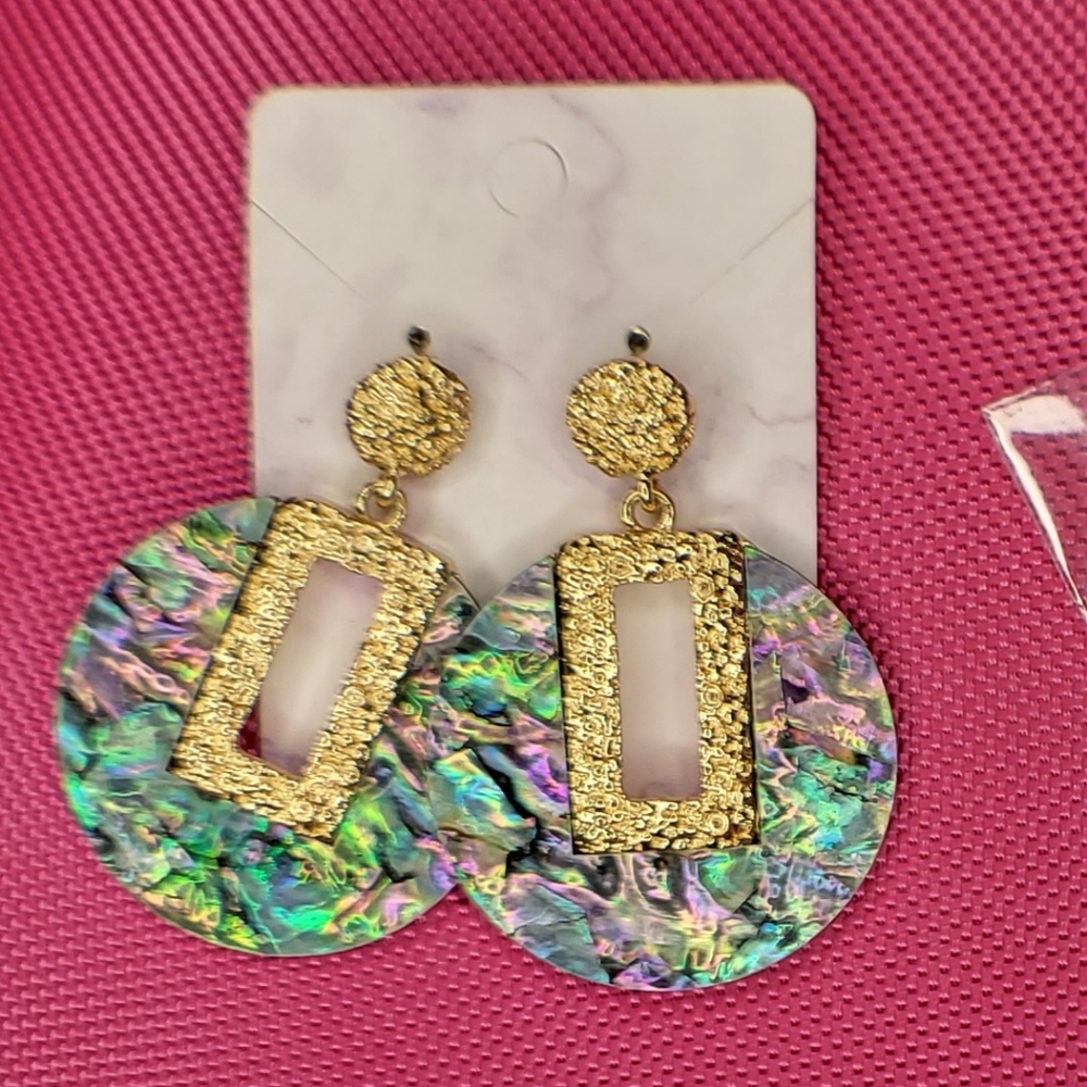Aretes